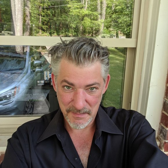 Meet ME --- The Poshee-Extrordinaire! - Picture 6 of 6